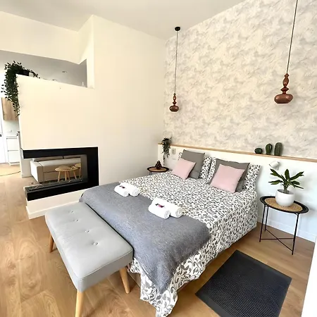 Moderno Apartament *